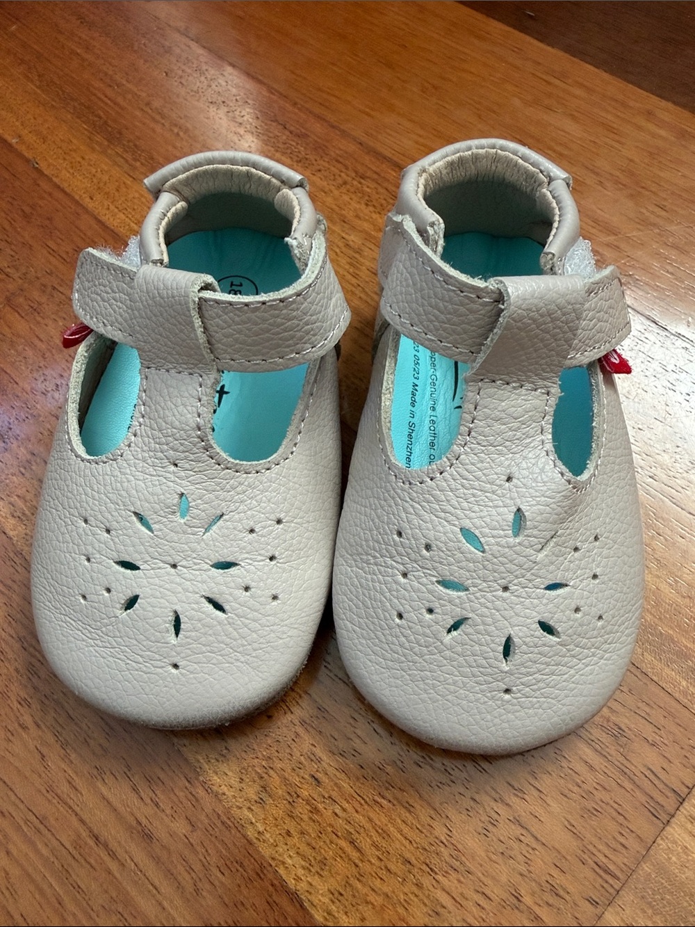 Zutano | Baby Leather Mary Jane Shoes | Size 18 mos.
